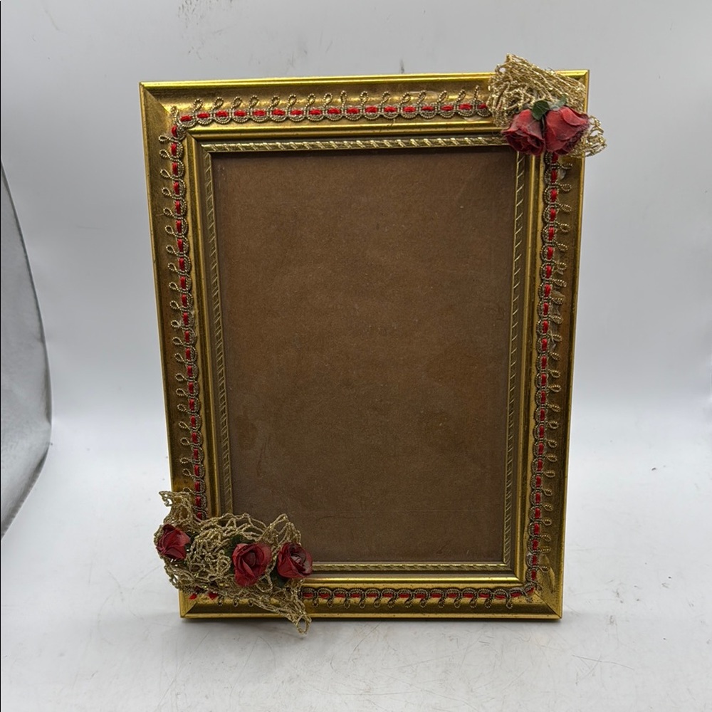 Vintage Elegant Gold Red Rose Lace Decorative Photo Frame